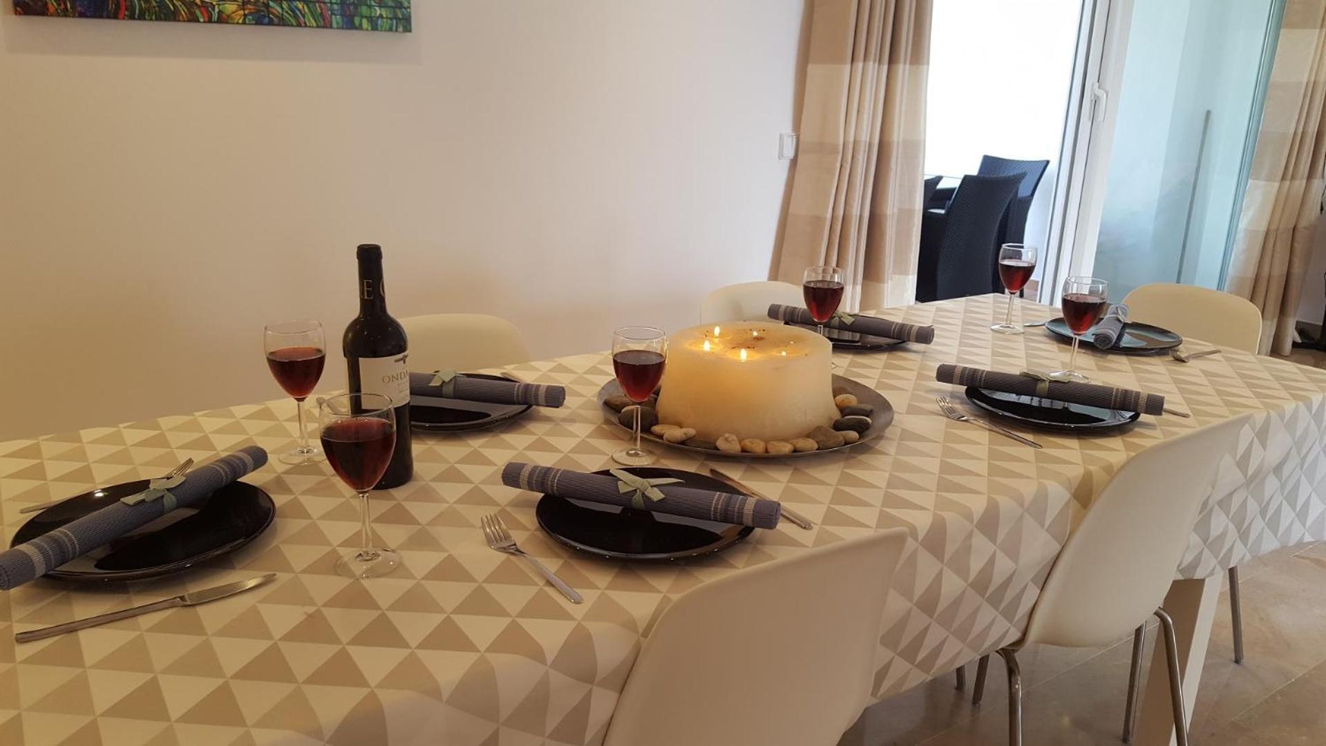 Lovely 3 Bed 2Nd Floor Apartment In Miraflores Malaga Luaran gambar